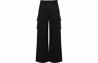 11ESTRANGER ASTRANGER