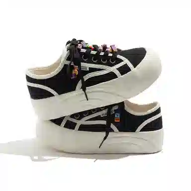 蝴蝶鞋带学院风甜美可爱舒适百搭潮流时尚 透气包裹性轻便 低帮 帆布鞋 女款