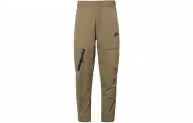 Nike Sportswear Tech Essentials