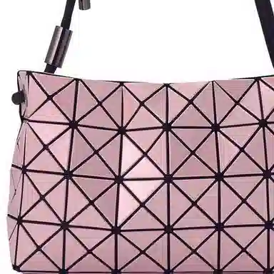 ISSEY MIYAKE 3 LOOP METALLIC