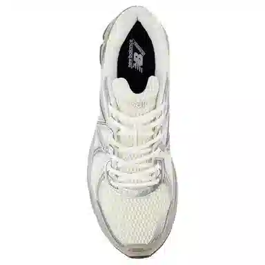 New Balance NB 860 v2