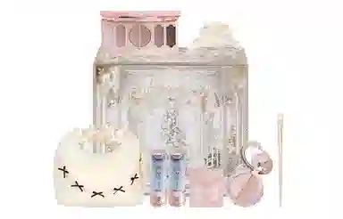 Flower Knows 2024 Christmas Gift Set