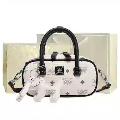 MISS GAIL BP Black White