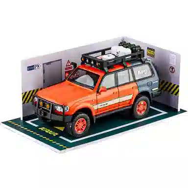 SUV124
