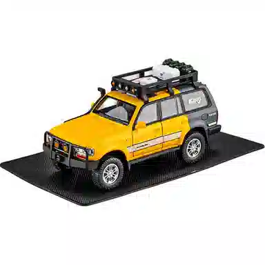 SUV124