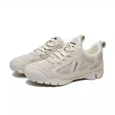 CAMEL ACTIVE