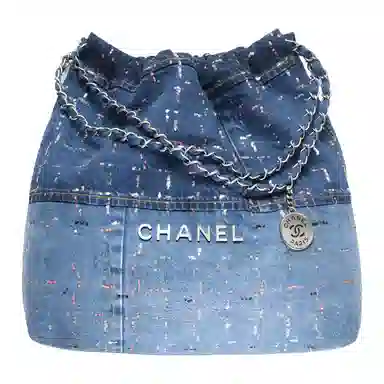 CHANEL 23A 22Bag Logo