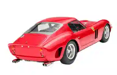 Amalgam Collection 1:18 Ferrari 250GTO Road Version Red Model