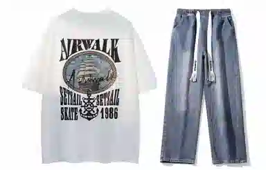 Airwalk T