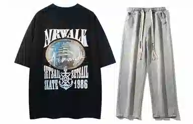 Airwalk T