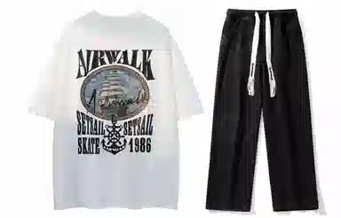 Airwalk T