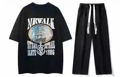 Airwalk T
