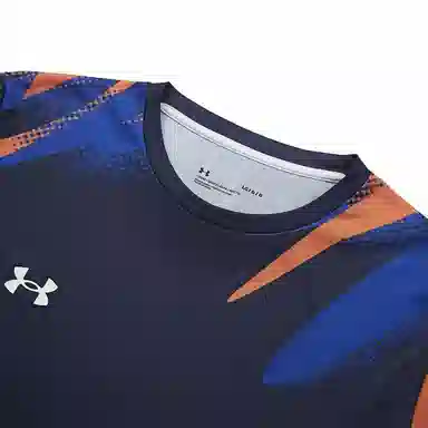Under Armour T