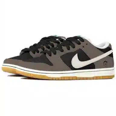 Nike Dunk SB