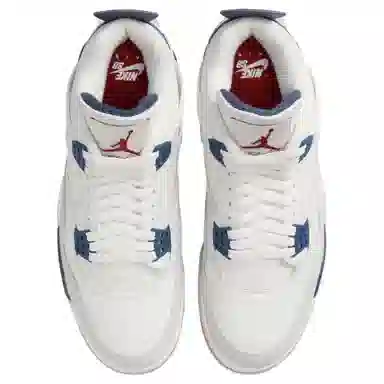 Nike SB x Air Jordan 4 "Navy"