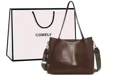 COMELY Tote