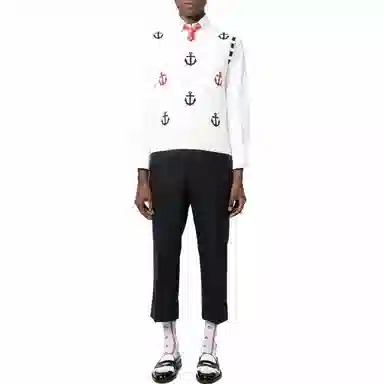 THOM BROWNE V