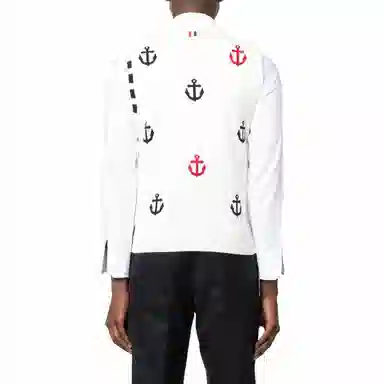 THOM BROWNE V