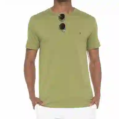 Tommy Hilfiger T