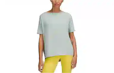 lululemon Back in Action T