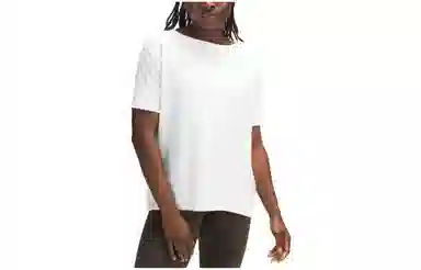 lululemon Back in Action Nulu T