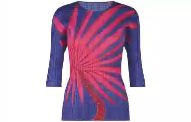PLEATS PLEASE ISSEY MIYAKE T