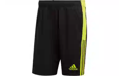 adidas Tiro Essentials Logo