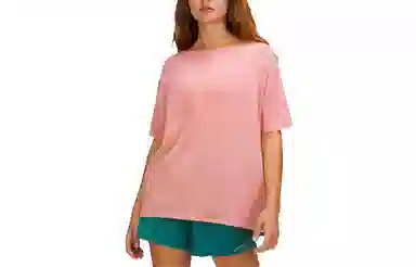 lululemon Back in Action T