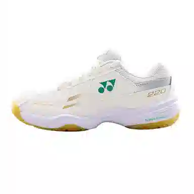 YONEX