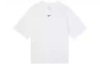 Nike Sportswear Essential Boxy LogoT