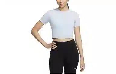 Nike Sportswear Essentials T