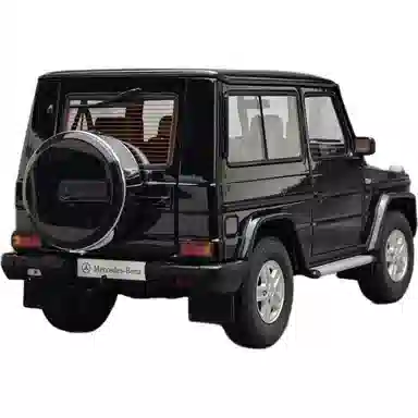 AUTOart 118 Benz G 500 1998 SWB