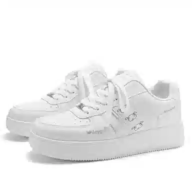 Crayon Shinchan Low Sneakers