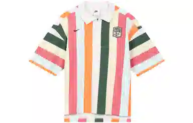 Nike Sportswear T