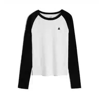 GAP Raglan Long Sleeve Tee