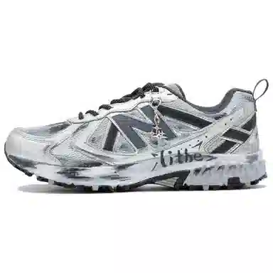 New Balance 410 V5 Silver