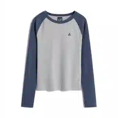 GAP Raglan Long Sleeve Tee