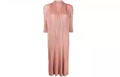 PLEATS PLEASE ISSEY MIYAKE