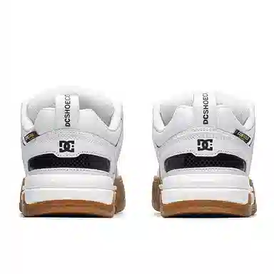 DC Shoes