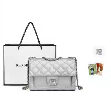 红蜻蜓 经典复古潮流时尚小众简约高级感通勤百搭菱格大容量 牛皮真皮 链条小方包斜挎单肩包 常规 女款 黑色/白色