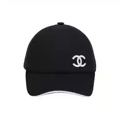 CHANEL 25P Black Cap