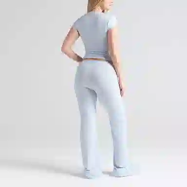 SKIMS Soft Lounge Lace T-Shirt Blue Quartz