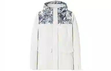 Anta x National Geographic)