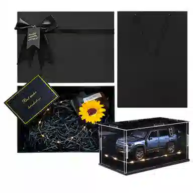 金车将 路虎卫士 合金车模 回力行驶 灯光音效 车门可开 收藏 桌面装饰 成品模型