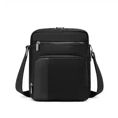 Arctic Hunter Crossbody Bag