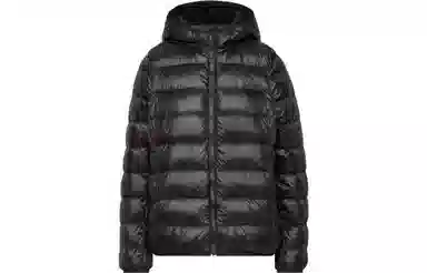 ARITZIA TnAction Little Fuzzy Puff New