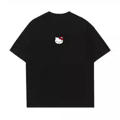 logo Sanrio x HelloKitty T