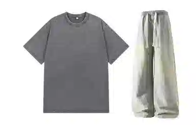 URBAN AUTHENTIC T