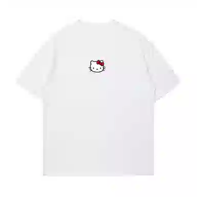 logo Sanrio x HelloKitty T
