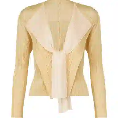 PLEATS PLEASE ISSEY MIYAKE